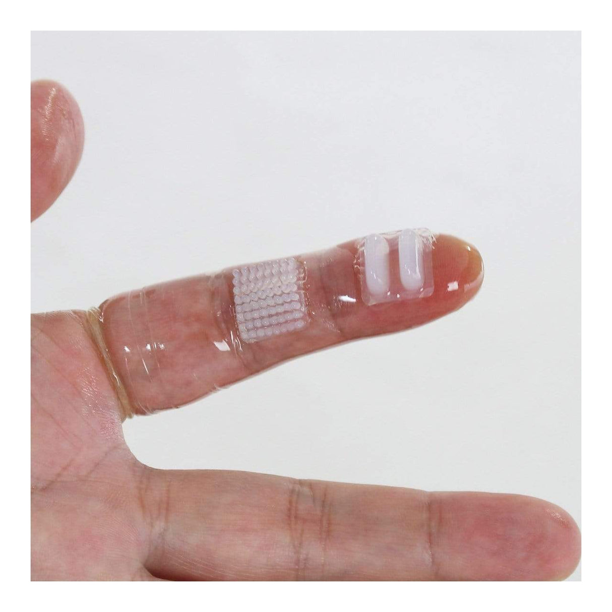 Kiss Me Love - Finger Skin DX Finger Sleeves 6 Pieces Clit Massager (Non Vibration)