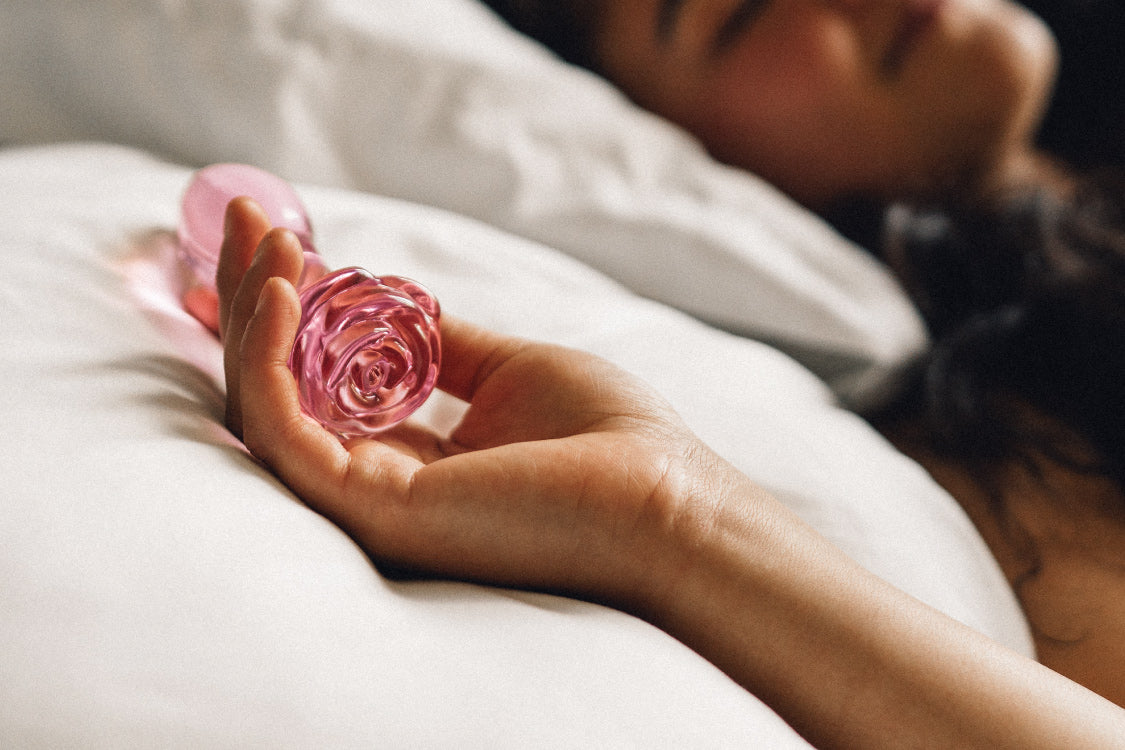The Benefits of Glass Dildos & How to Clean Them